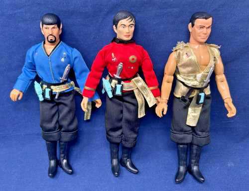 Lotto 8 figurine - -,